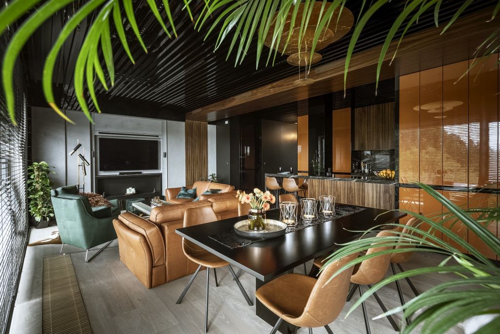Apartament w czerni i brązach